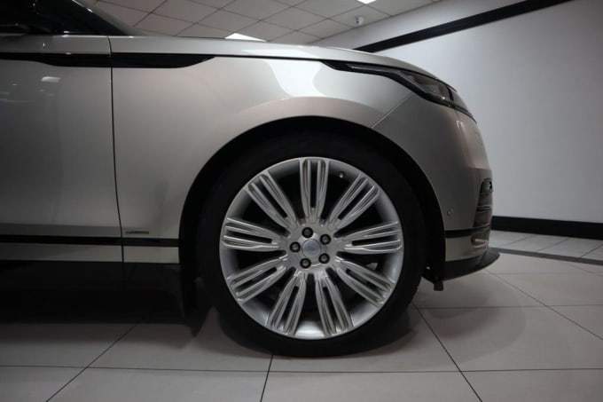 2025 Land Rover Range Rover Velar
