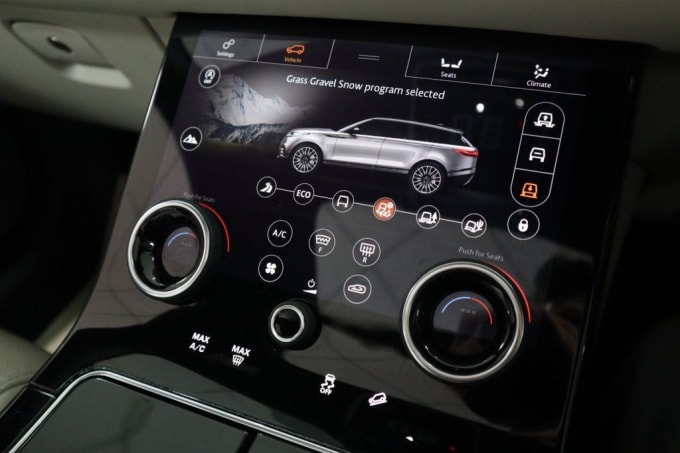 2025 Land Rover Range Rover Velar