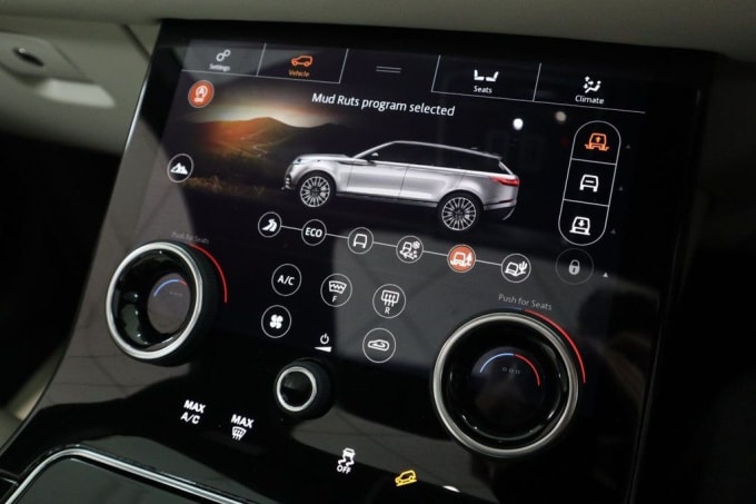 2025 Land Rover Range Rover Velar