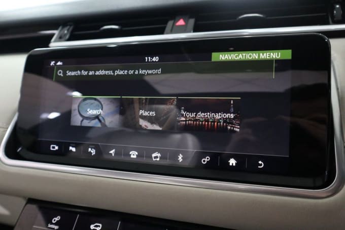 2025 Land Rover Range Rover Velar
