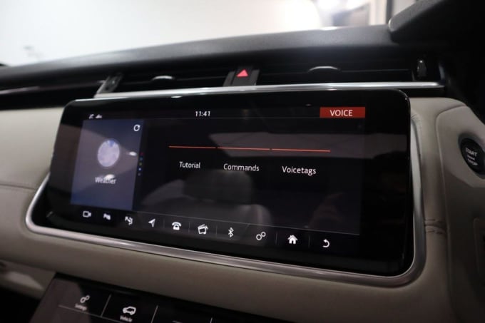 2025 Land Rover Range Rover Velar