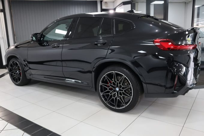 2025 BMW X4 M