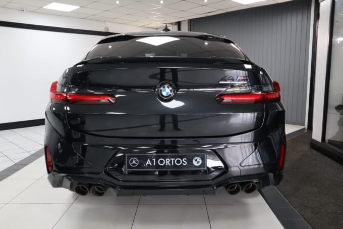 2025 BMW X4 M