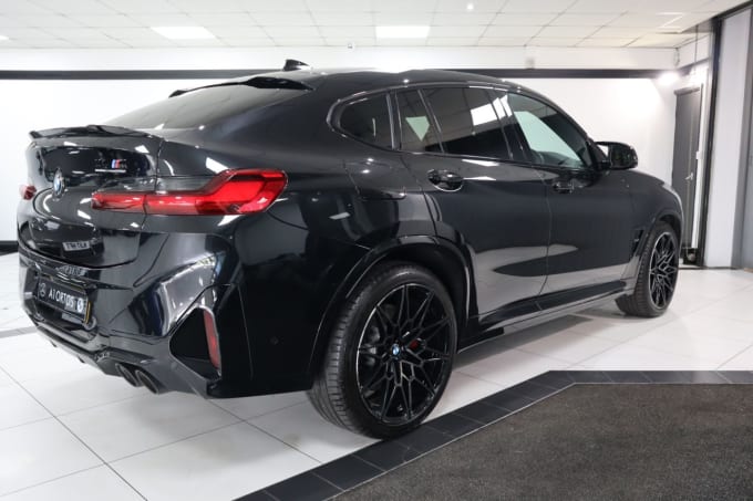 2025 BMW X4 M