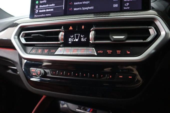 2025 BMW X4 M