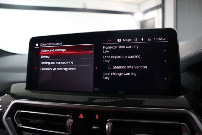 2025 BMW X4 M