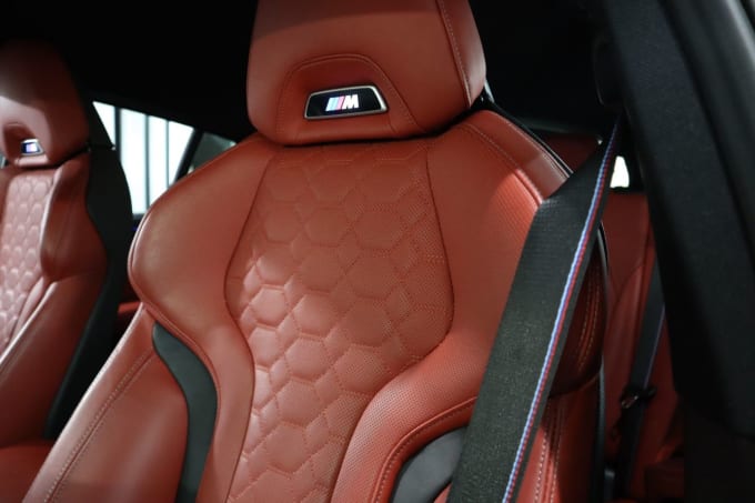 2025 BMW X4 M