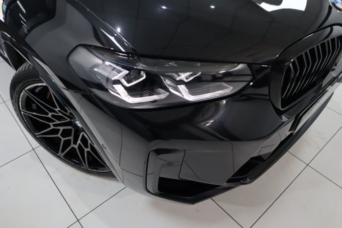 2025 BMW X4 M