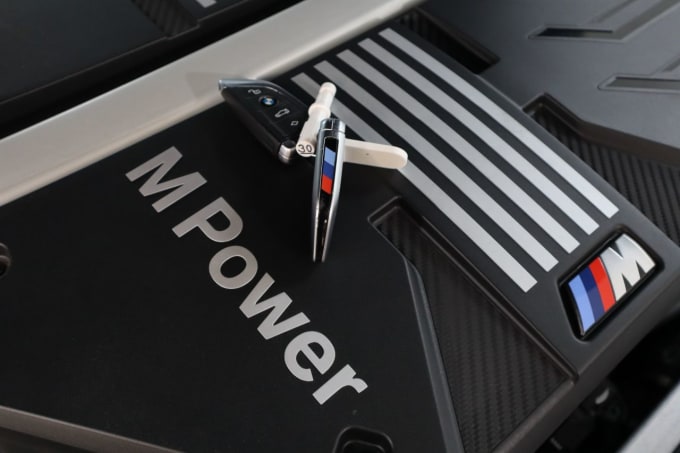 2025 BMW X4 M