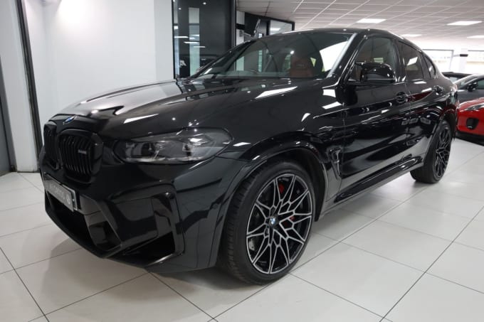 2025 BMW X4 M