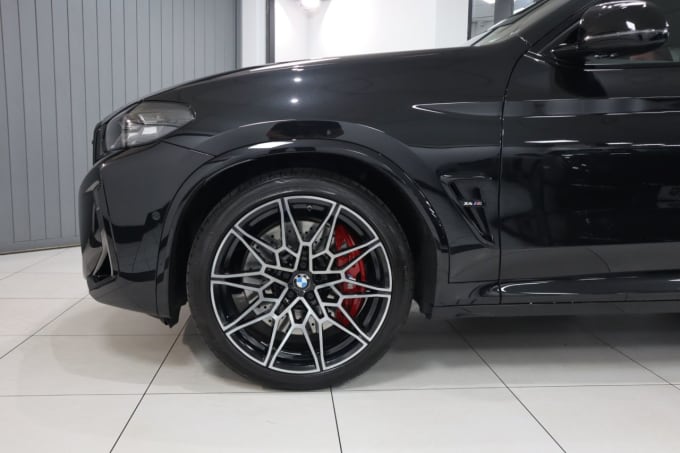 2025 BMW X4 M