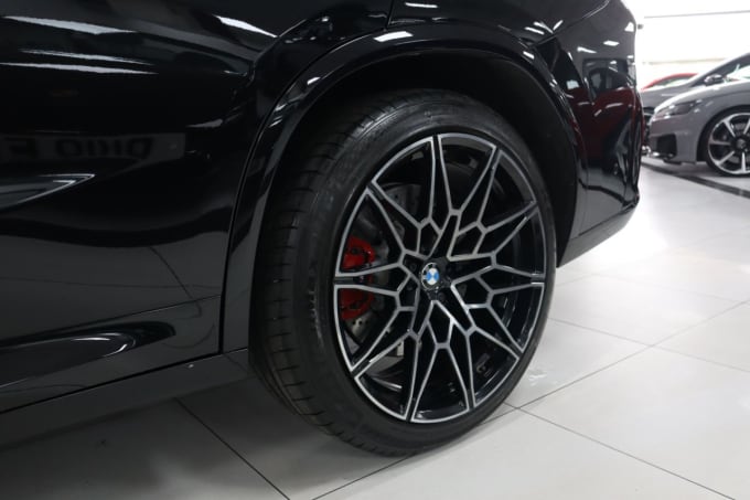 2025 BMW X4 M