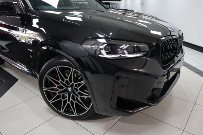 2025 BMW X4 M