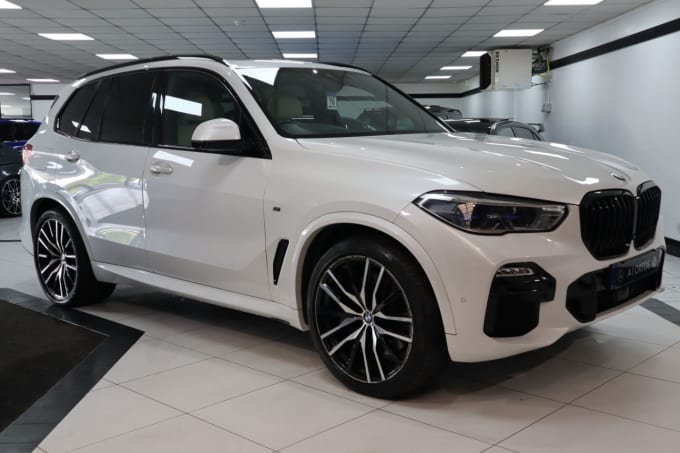 2025 BMW X5
