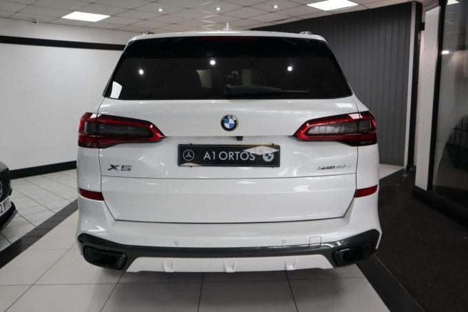 2025 BMW X5