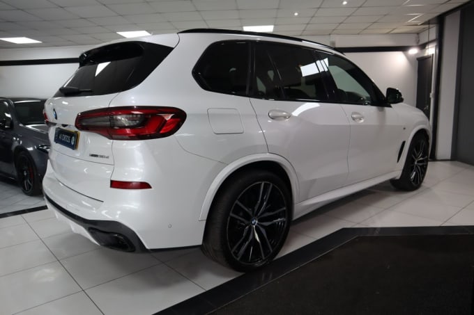 2025 BMW X5