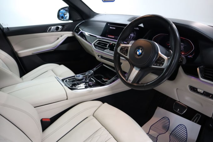 2025 BMW X5