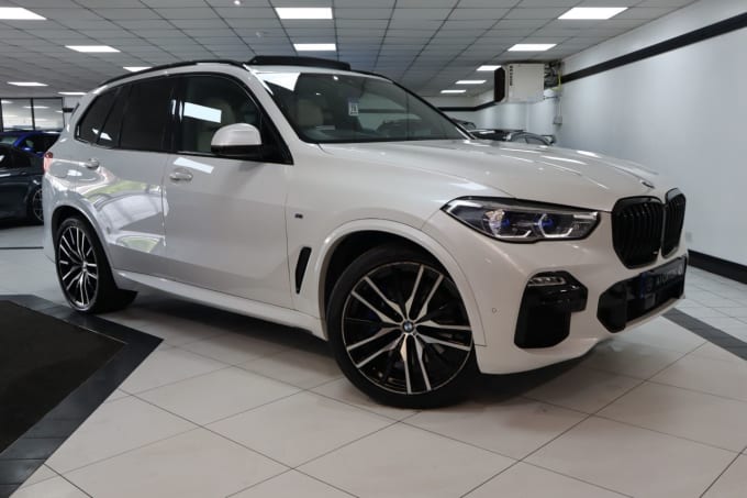 2025 BMW X5