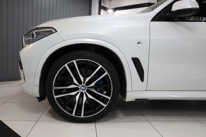 2025 BMW X5