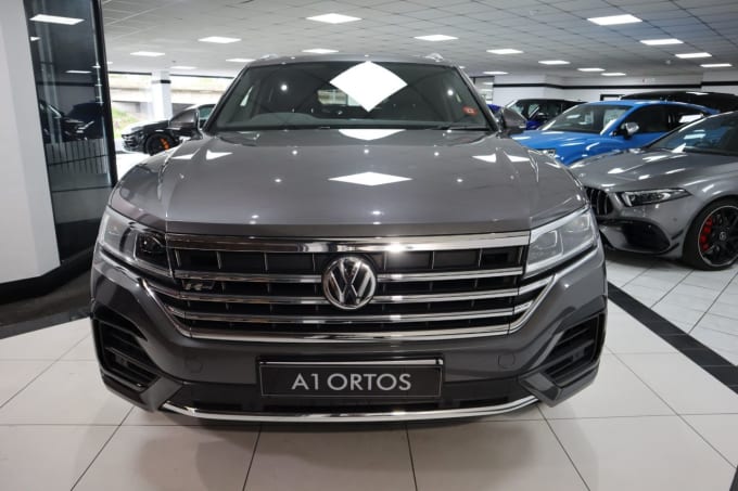 2025 Volkswagen Touareg