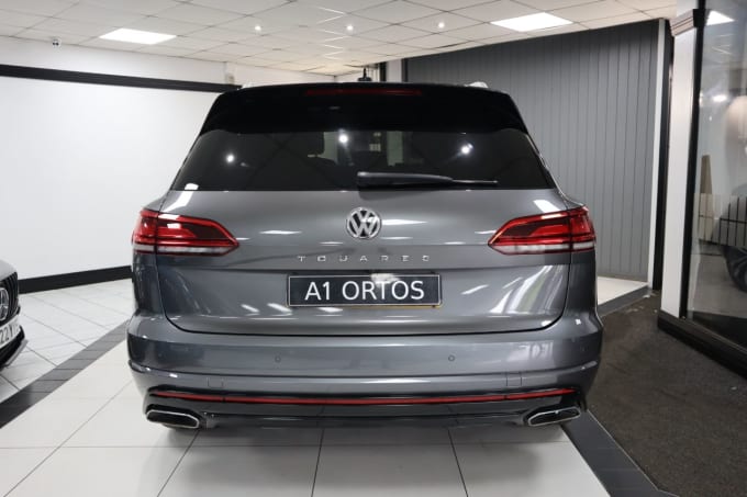 2025 Volkswagen Touareg