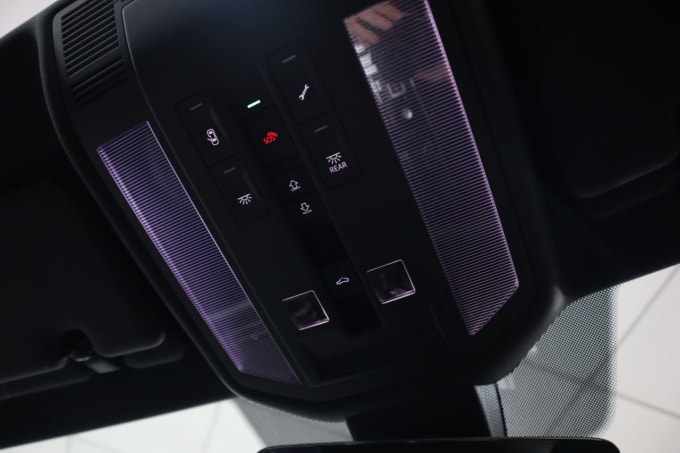 2025 Volkswagen Touareg