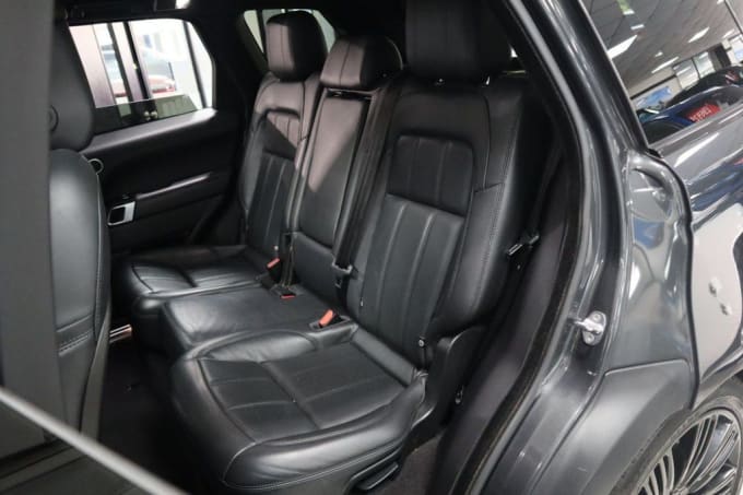 2025 Land Rover Range Rover Sport