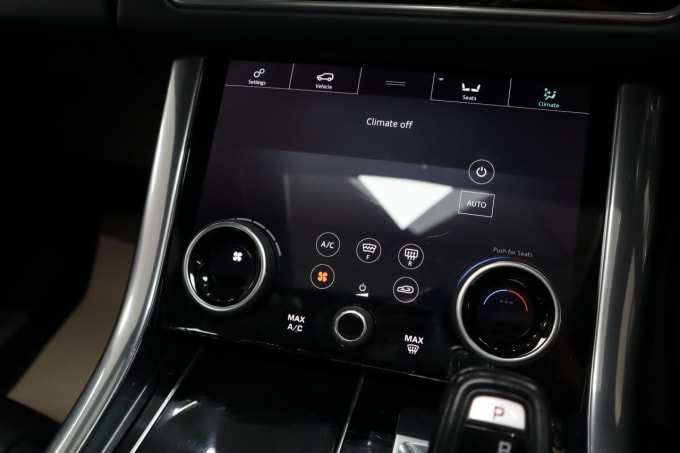 2025 Land Rover Range Rover Sport
