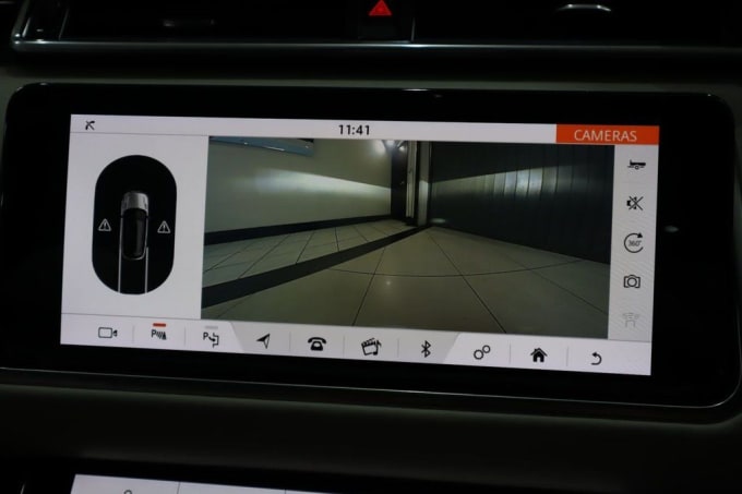 2025 Land Rover Range Rover Velar