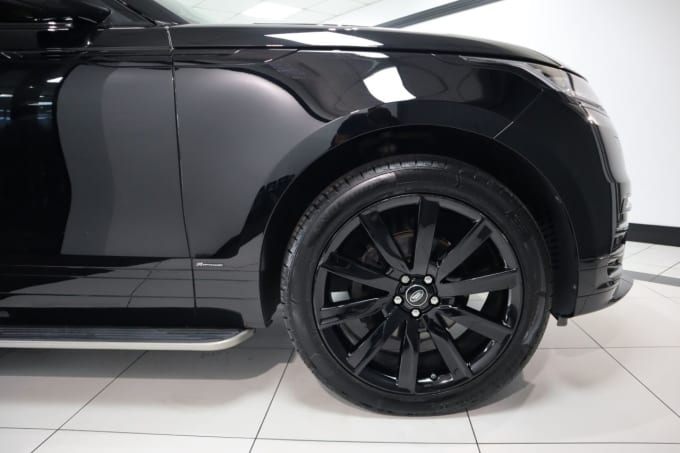 2025 Land Rover Range Rover Velar
