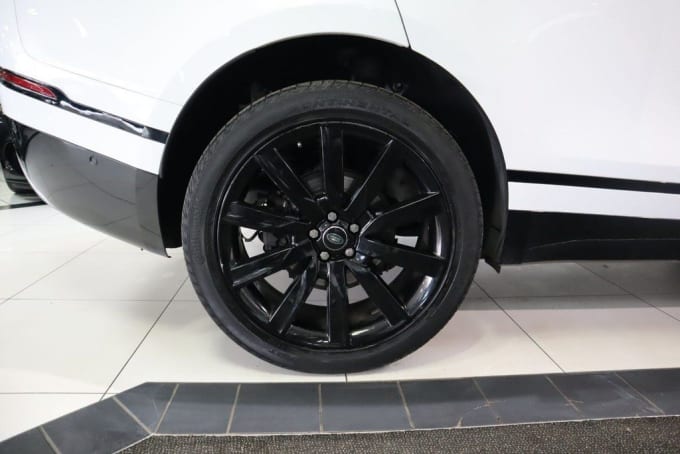 2025 Land Rover Range Rover Velar