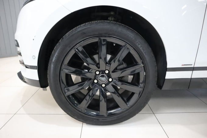 2025 Land Rover Range Rover Velar