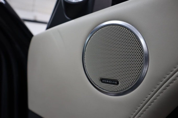 2025 Land Rover Range Rover