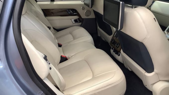 2025 Land Rover Range Rover