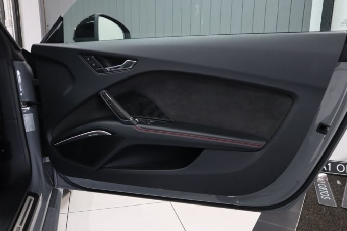 2025 Audi Tt Rs