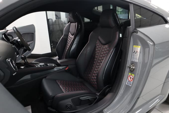 2025 Audi Tt Rs