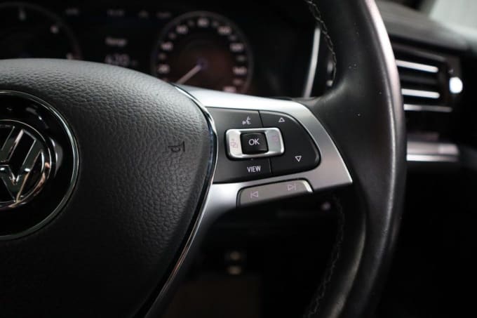 2025 Volkswagen Touareg