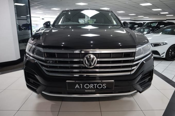 2025 Volkswagen Touareg