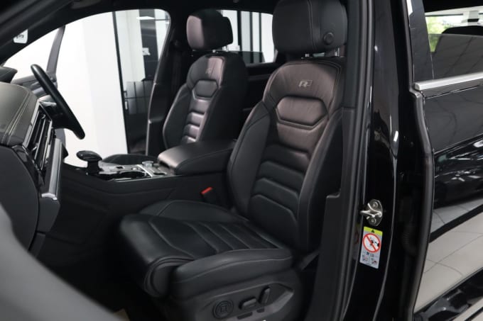 2025 Volkswagen Touareg