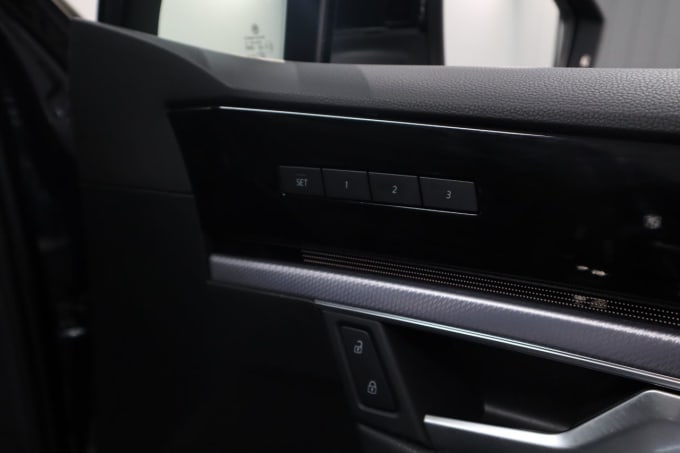2025 Volkswagen Touareg