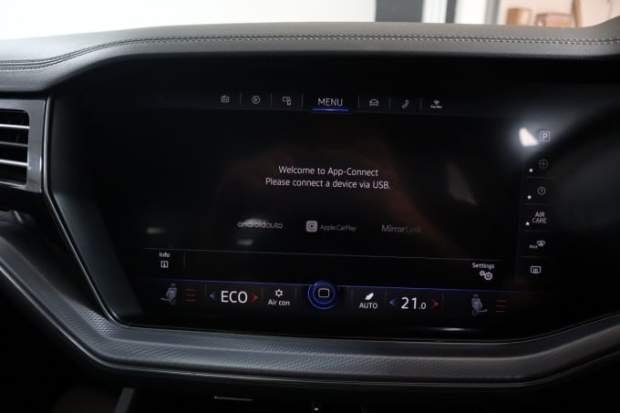 2025 Volkswagen Touareg