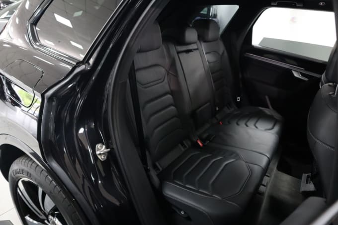 2025 Volkswagen Touareg