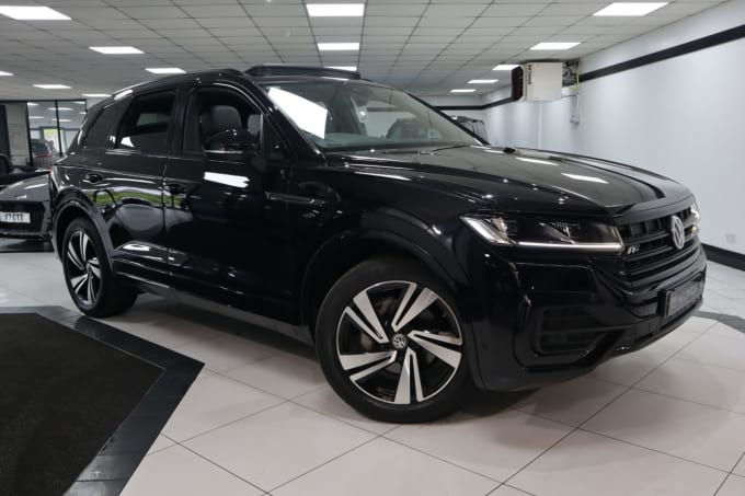 2025 Volkswagen Touareg