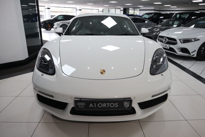 2025 Porsche 718 Cayman