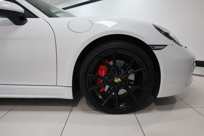 2025 Porsche 718 Cayman