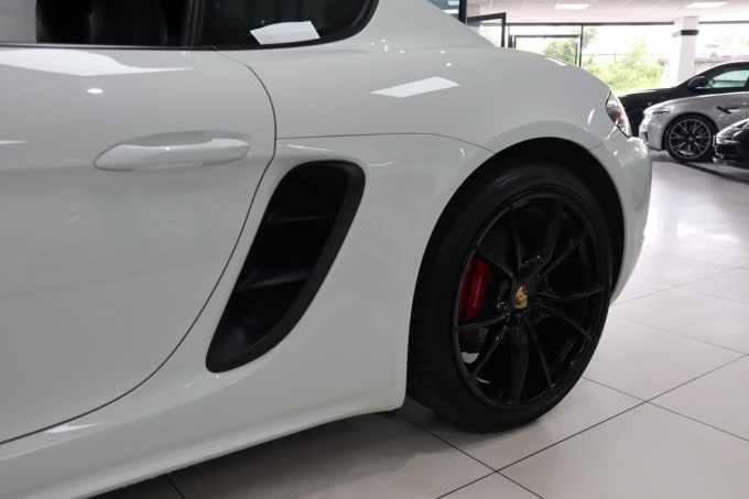 2025 Porsche 718 Cayman