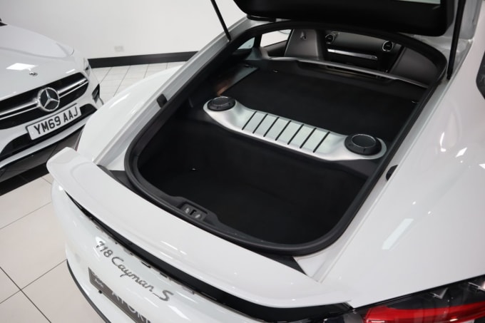 2025 Porsche 718 Cayman
