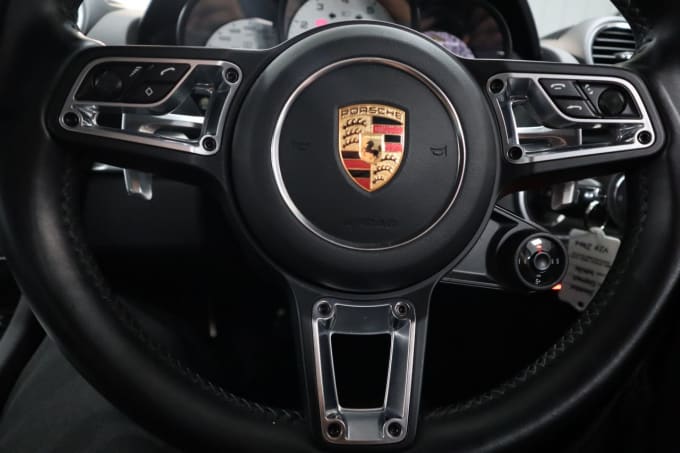 2025 Porsche 718 Cayman