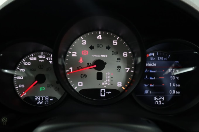2025 Porsche 718 Cayman
