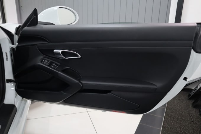 2025 Porsche 718 Cayman
